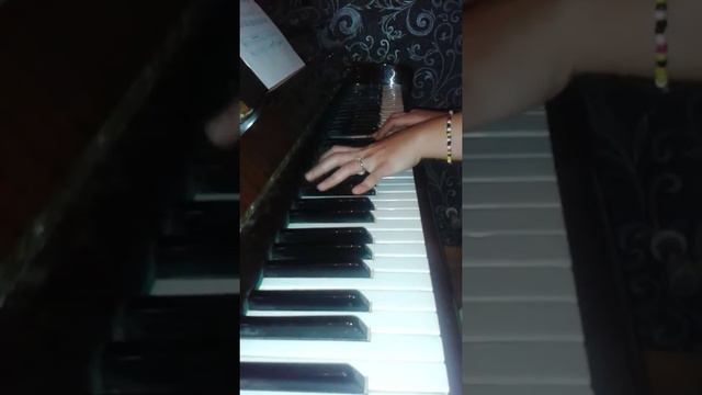 Flightless bird,American Mouth Twilight Piano cover by LULU смотреть онлайн