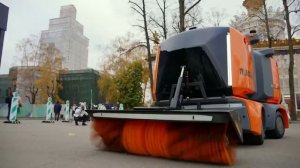 Автономный всепогодный робот-уборщик "Пиксель"