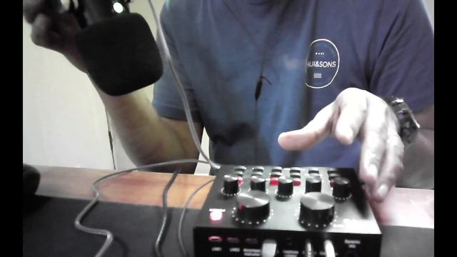 USB MICROPHONE SET UP TO V8 SOUNDCARD смотреть онлайн