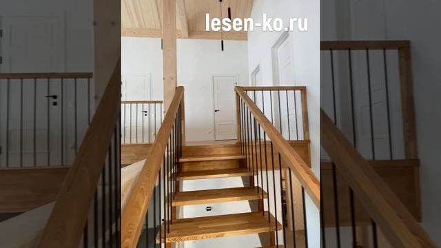 Деревянная лестница с металлическими калиброванными прутками смотреть онлайн