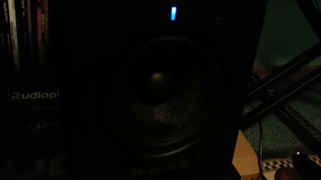 M audio monitors for Jay смотреть онлайн
