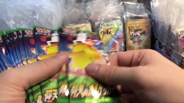 I’m a girl and I love men with huge Charizards (I’m a guy btw) | Pokemon Card Livestream смотреть онлайн