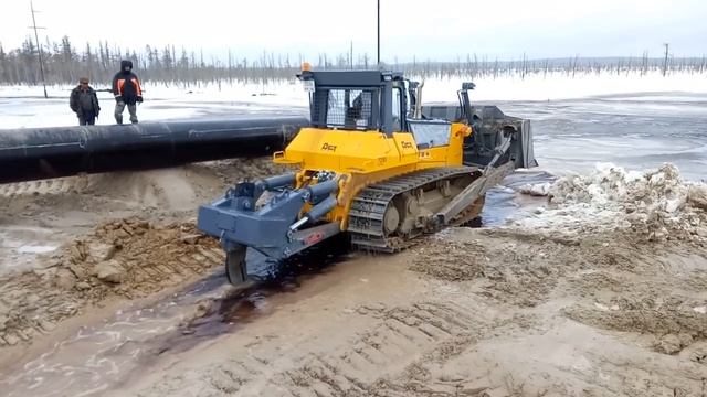 Эксплуатация гусениц бульдозера на песке. Часть 1 смотреть онлайн