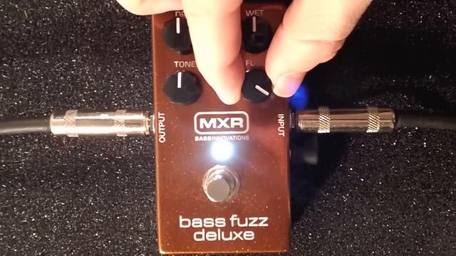 The Best Fuzz Pedal for Bass! MXR Bass Fuzz Deluxe смотреть онлайн