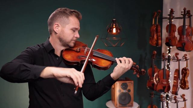 Ming Jiang Zhu Violin Comparison Playthrough смотреть онлайн