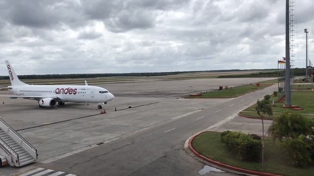 VARADERO AIRPORT 4K ,ВАРАДЕРО АЭРОПОРТ 4К смотреть онлайн