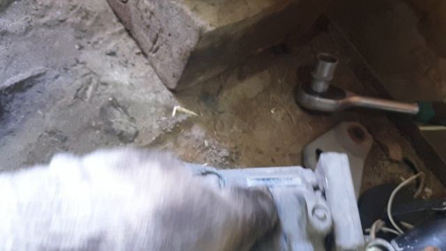 замена компрессора кондиционера Honda Elysion