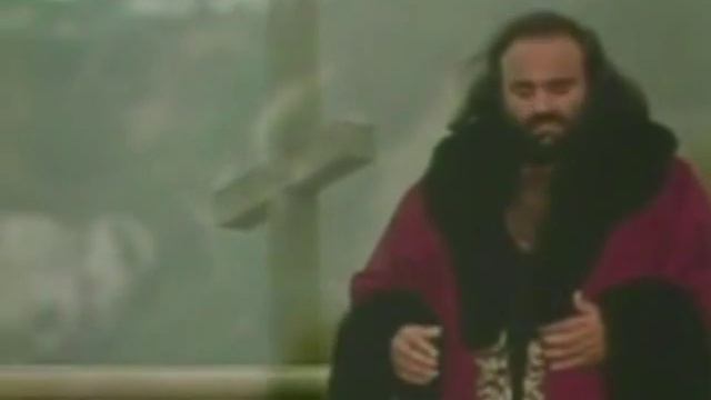 Demis Roussos Morir al lado de mi amor смотреть онлайн
