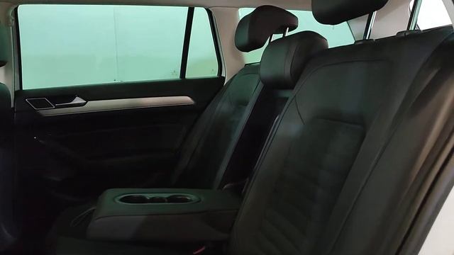 Volkswagen Passat Variant Sport 2.0 TDI BMT 150 CV - DOSAUTO смотреть онлайн