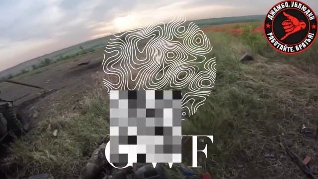 ‼️?☠️В ходе наступления на Запорожском фронте вражеские "Хаммер" и джип разорвало минами
Боевики з смотреть онлайн