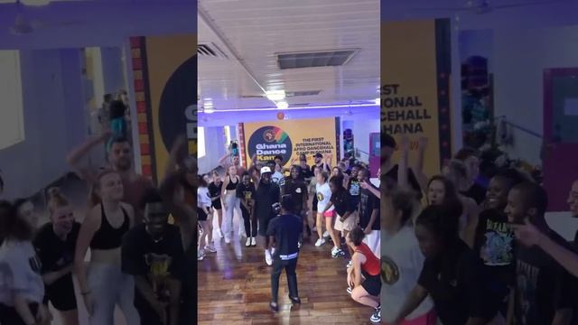 AZONTO CLASS WITH GREAT_AWA AT THE GHANA DANCE KAMP - 23 смотреть онлайн
