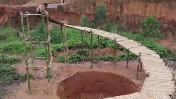 Строительство бассейна с горкой. Build swimming pool with water slide
