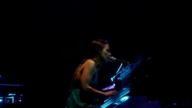 Fiona Apple 10/april/2006 "o sailor" смотреть онлайн