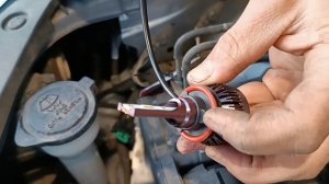 Замена лампочки фары Toyota Camry 55