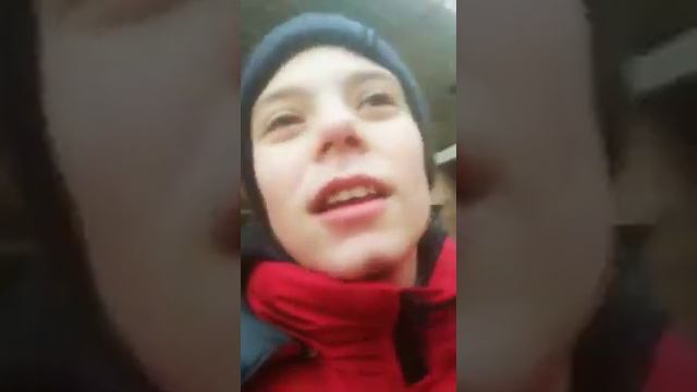 Телефон Nokia разбиваем