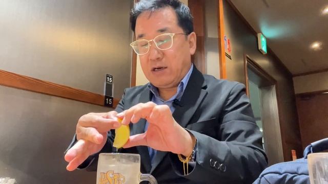 종업원을 줄이는 핫꿀팁! [焼肉の和民] смотреть онлайн