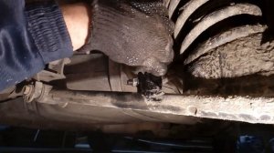 Замена задних стоек стабилизатора CTR на Chery Tiggo FL