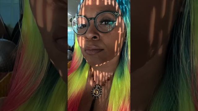 Let Me Introduce Myself смотреть онлайн