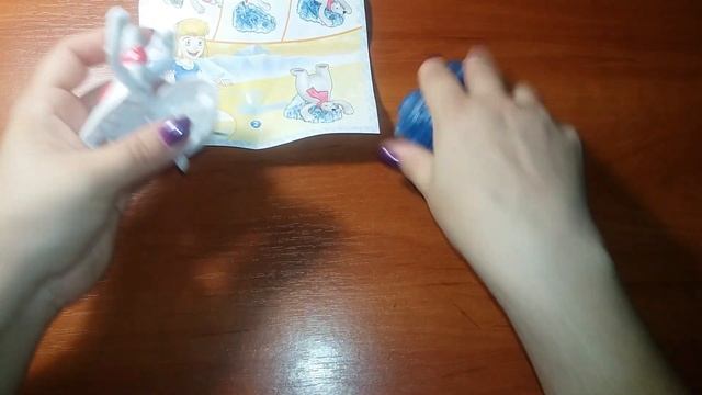 #kindermaxi #kindersurprise Распаковка Новогодних ☃️ Kinder MAXI 2020❄️ - Белые медведи