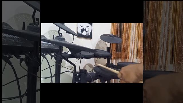 Cover Drum Yamaha DTX452k Miles Away Madonna by Elmi#drumcover #madonna#dtx452k смотреть онлайн