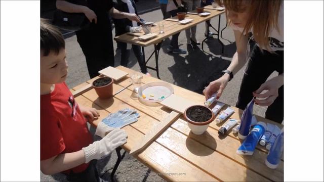 День Подсолнуха в Меридиане. Sunflower Day in Moscow смотреть онлайн