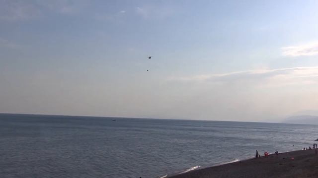 Около 500 человек тушат крупный лесной пожар в Крыму смотреть онлайн