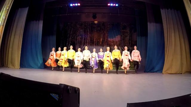 За околицей(читайте описание) смотреть онлайн