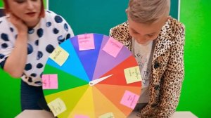 КОЛЕСО ФОРТУНЫ! Недетские ЗАДАНИЯ! Поцелуи и НЕ ТОЛЬКО!