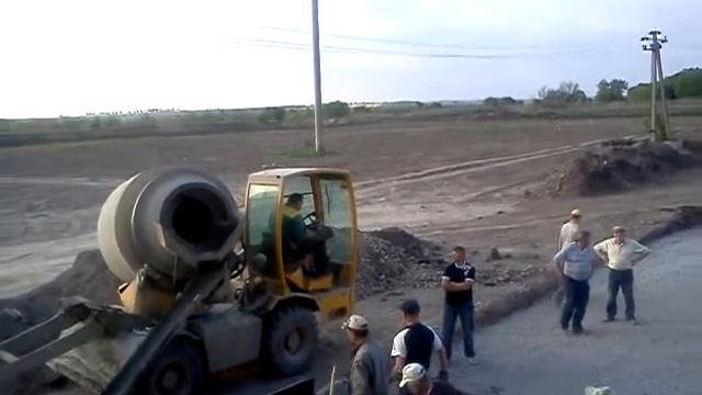 Элеватор бетонирование дороги смотреть онлайн