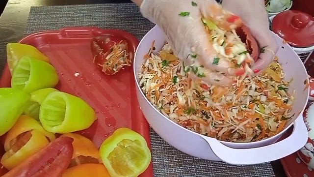 МАРИНОВАННЫЙ БОЛГАРСКИЙ ПЕРЕЦ, фаршированный овощами// отличная закуска. смотреть онлайн