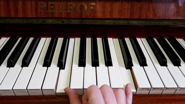 КАК ЧИСТО ПЕТЬ ТРИТОНЫ В МАЖОРЕ? Готовимся к экзамену по сольфеджио смотреть онлайн