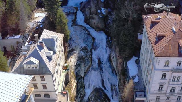 Bad Gastein (Austria) 4K bird's eye view, Бад Гастайн (Австрия) 4К вид с высоты птичьего полёта смотреть онлайн