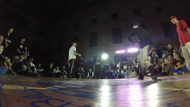Классно танцуют хип хоп - Vintage vs Dixon - 1x1 Hop Hop Final Design Battle 2013 - #bmvideo смотреть онлайн