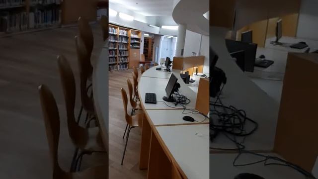 КРАСИВАЯ БИБЛИОТЕКА В ГОРОДЕ АФУЛА.ИЗРАИЛЬ.Library.Afula.Israel. смотреть онлайн
