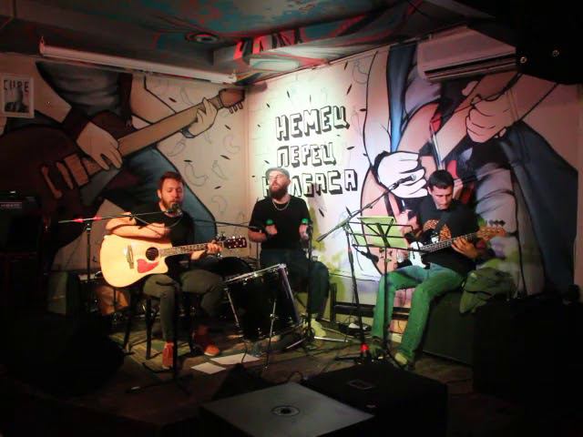 15 Прохожий Цой