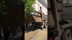 вывоз мусора контейнером 8 м3