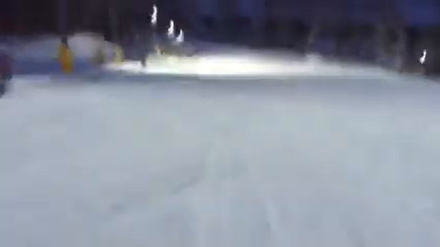 Прямой спуск на горных лыжах в Олимпик парке Уфа Жесть) смотреть онлайн