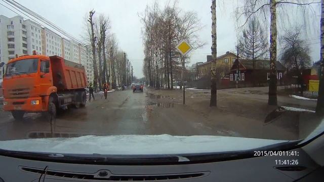 Укладка асфальта в лужи в Твери по нанотехнологии смотреть онлайн