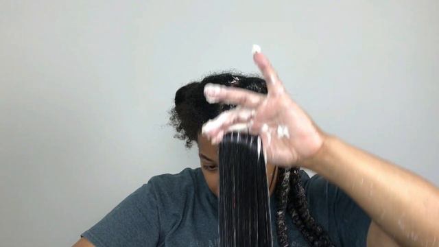 Will this TANGLE TEEZER Ultimate Detangler Brush work on my THICK CURLY HAIR?! | Curly Hair Routine смотреть онлайн