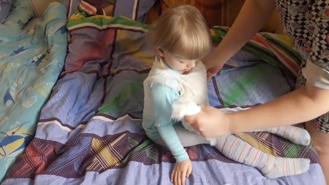 КАК ЛЕЧИТЬ КАШЕЛЬ у ребенка или взрослого, используя компресс от кашля (компресс из картошки)? смотреть онлайн