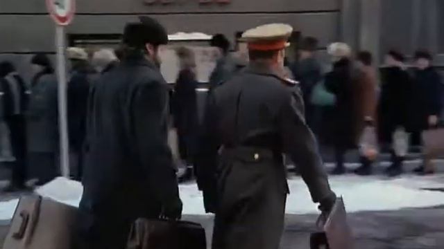 Москва на Гудзоне / Продажа дефицитной обуви смотреть онлайн