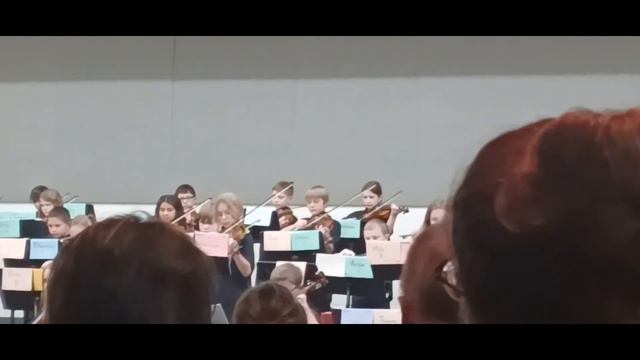 В ШКОЛЕ У НАСТИ КОНЦЕРТ НА СКРИПКЕ/WISCONSIN США АМЕРИКА #сша #wisconsin #влог #американский смотреть онлайн