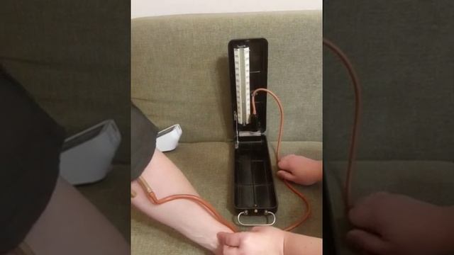 Тонометр Рива-Роччи и электронный тонометр смотреть онлайн