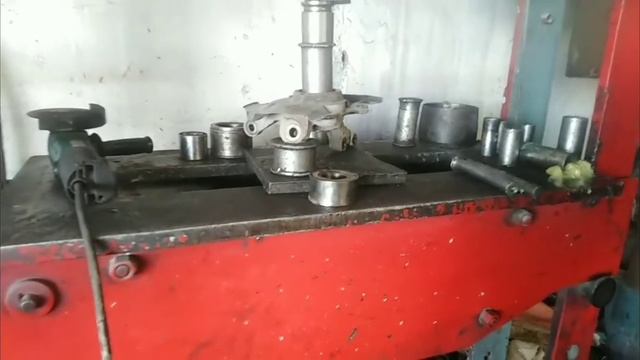 विल ब्रिंग चेंज करते हैंవీల్ బేరింగ్ రీప్లేస్మెంట్  Kia Pegas