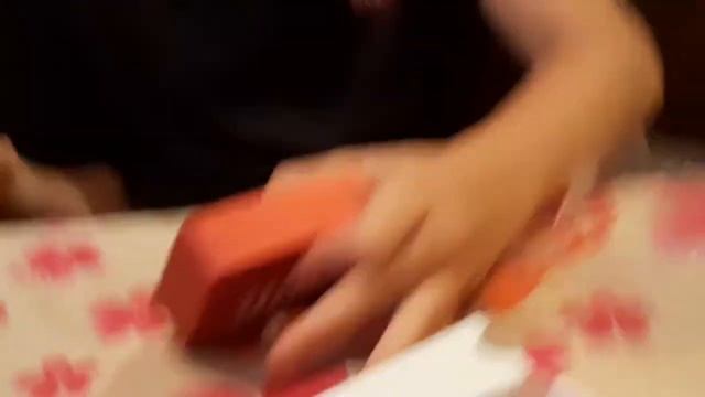 Распаковка JBL GO2 смотреть онлайн