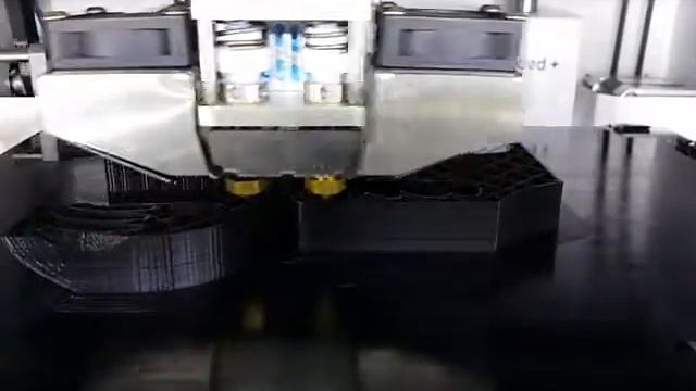 3D Phones holder , speed printing , PLA 1.75 black filament смотреть онлайн