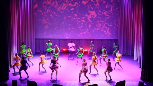 Театр танца "Ирис Шоу" В латинских ритмах смотреть онлайн