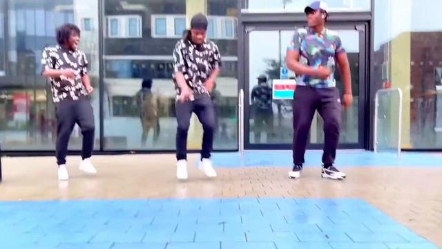 Keche - Good Mood ft Fameye official Dance Video by [ Ronaldo oteng x Alpha x A.T] смотреть онлайн