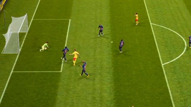 99 PHYSICAL CONTACT! WHY NOBODY NOTICED THIS MINI VIEIRA | eFootball 2023 Mobile смотреть онлайн