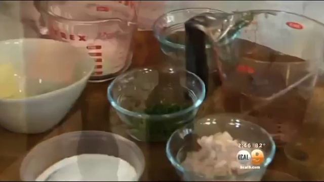 KCAL9 Christmas Cooking Series with Leyna Nguyen - Marcel Cocit смотреть онлайн